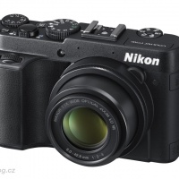 Nikon Coolpix P7700