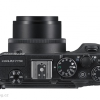 Nikon Coolpix P7700