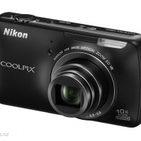 Nikon Coolpix S800c