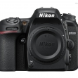 Nikon D7500