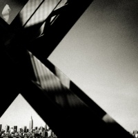 Crossing Williamsburg Bridge, New York 1997 | © Andreas H. Bitesnich