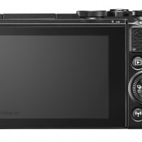Nikon 1 J5 s objektivem 1 Nikkor 10–30 mm F3,5–5,6 VR PD-ZOOM