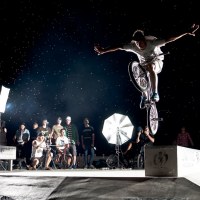 Nikon kalendář 2013 – červenec | Foto Petr Chmelík – Fotosession v Berounském skateparku aneb na kole trochu jinak…