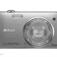 nikon-coolpix-s5200_01
