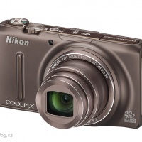 nikon-coolpix-s9500_02