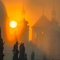 Tajemná Praha / Mysterious Prague | © Richard Horák: Slunce mezi staroměstskými věžemi / Sun between the Old Town‘s Towers