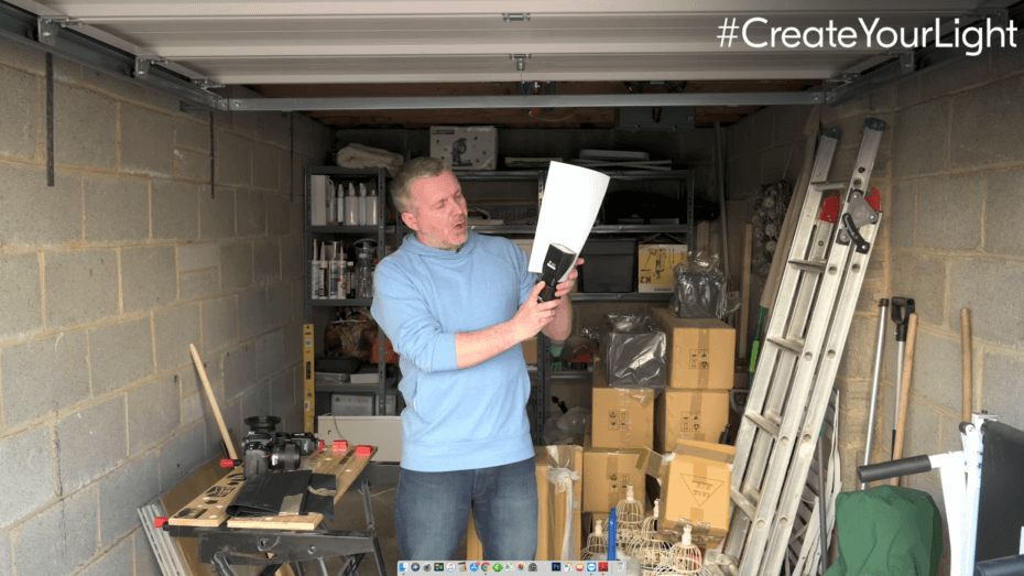 Create Your Light: Fotografujeme v domácím (a podomácku vyrobeném) studiu