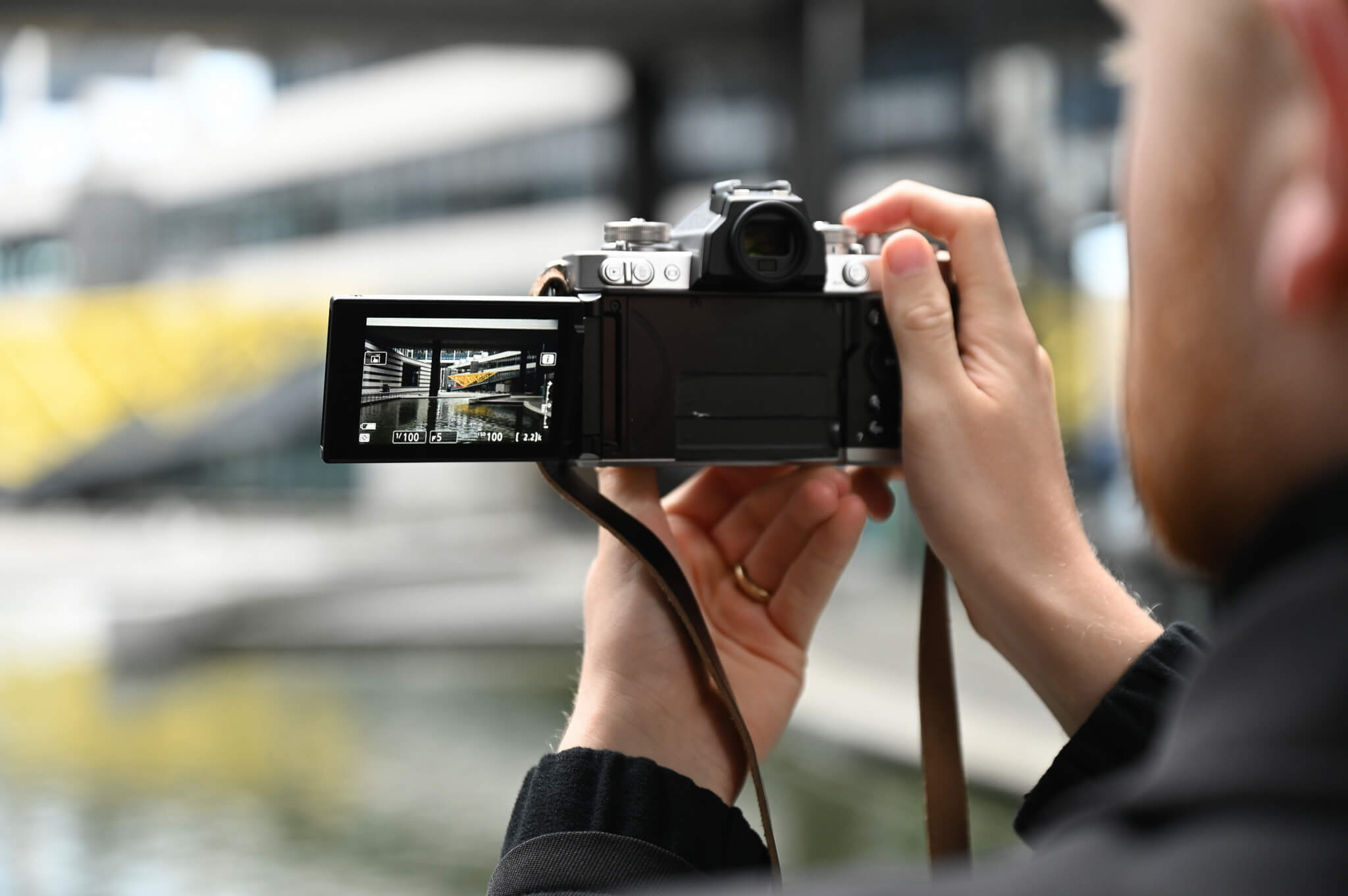 Create Your Light – městská a pouliční fotografie s novým mirrorless Nikonem Z fc