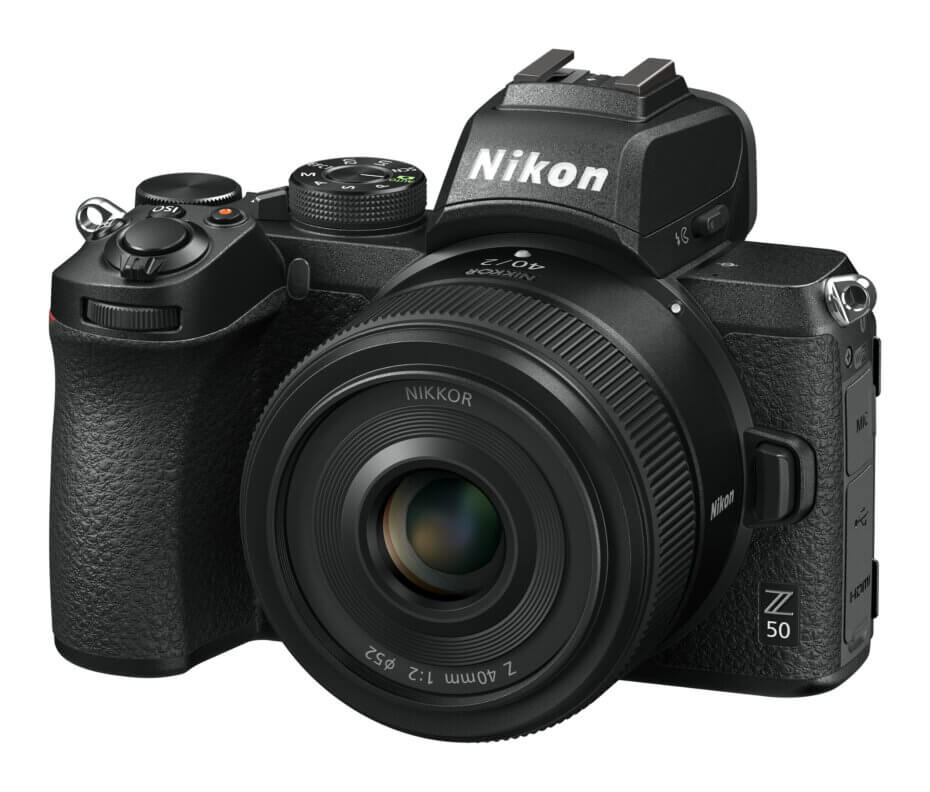 Objektiv Nikkor Z 40 mm f/2 na těle Nikonu Z 50