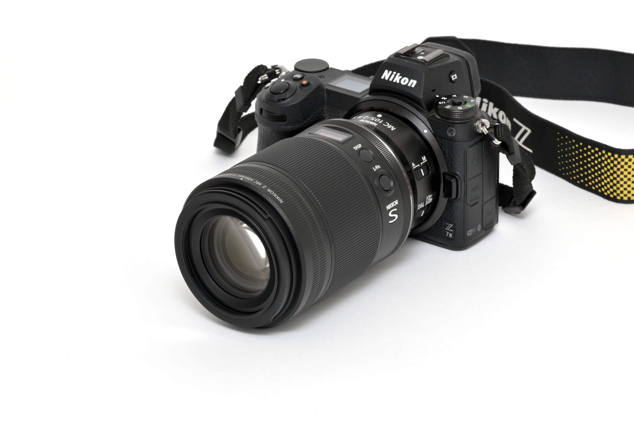 Nikkor Z MC 105 mm f/2,8 VR S na Nikonu Z 7II – bez sluneční clony