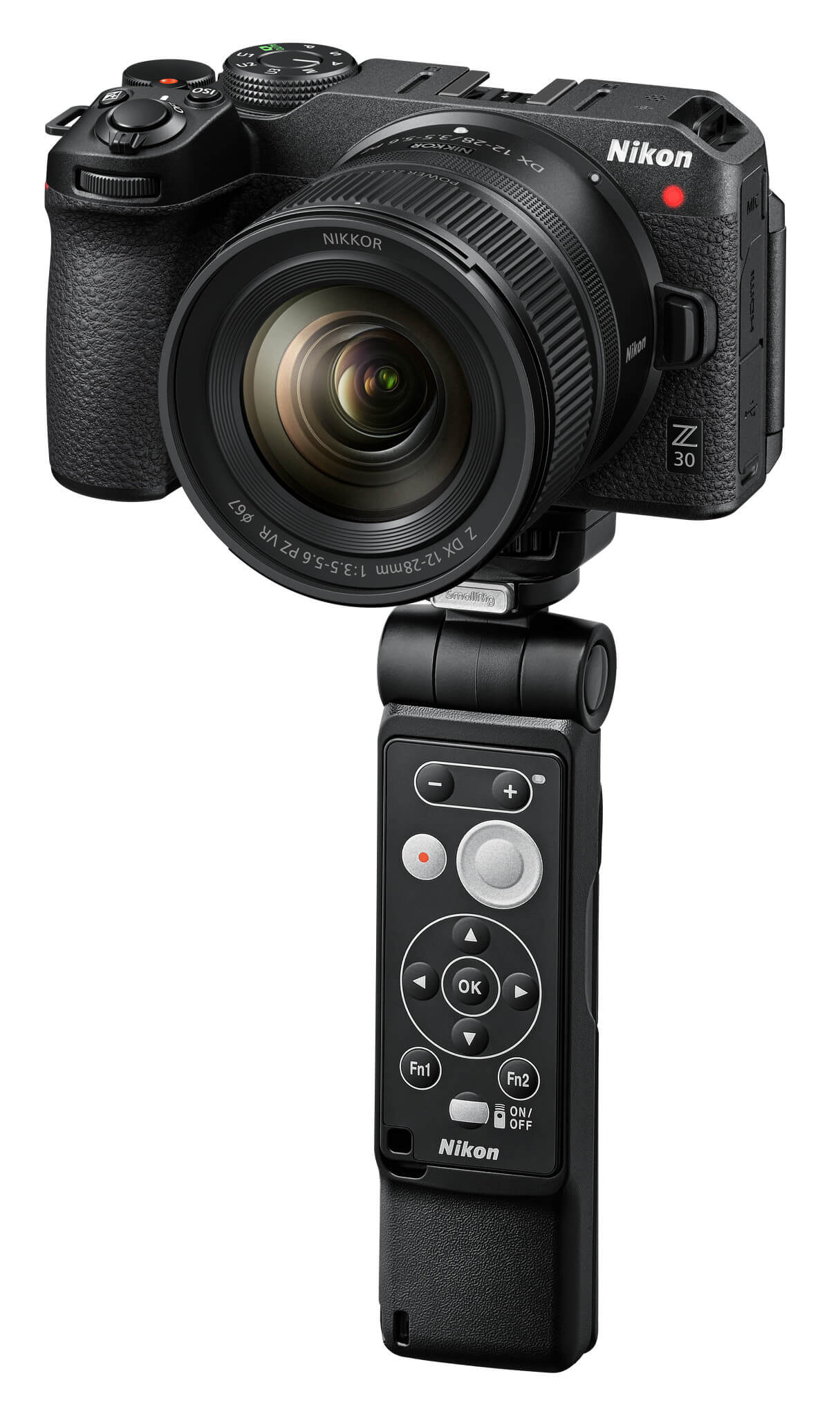 NIKKOR Z DX 12–28 mm f/3,5–5,6 PZ VR na těle Nikon Z 30 s dálkovým ovladačem ML-L7